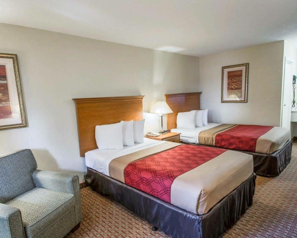 Quality Inn Atlantic Beach-Mayo Clinic Jax Area Esterno foto