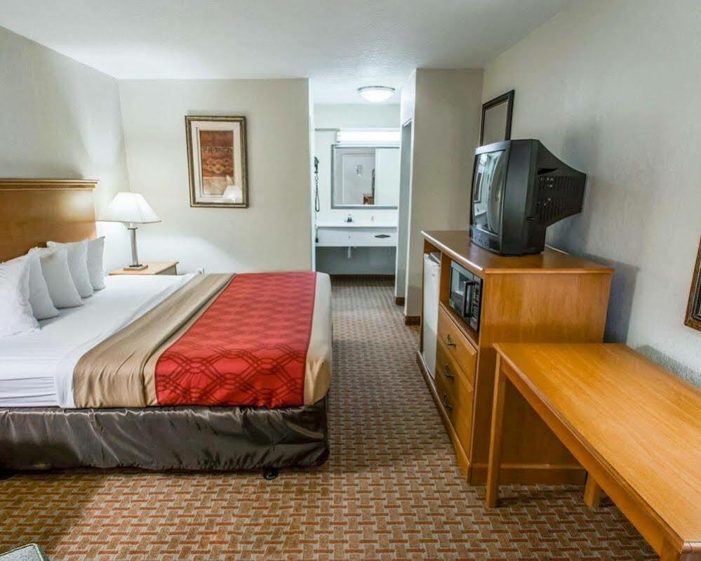 Quality Inn Atlantic Beach-Mayo Clinic Jax Area Esterno foto